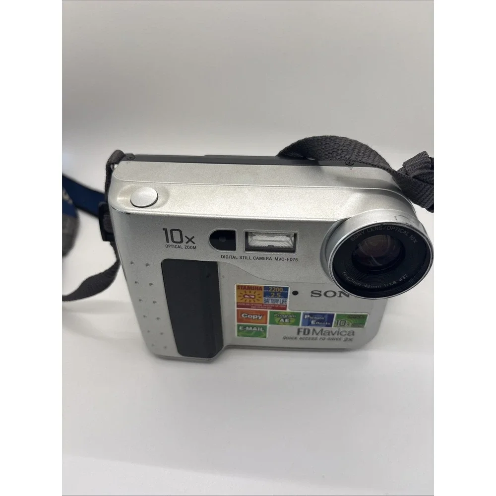 Sony FD Mavica MVC-FD75 Digital Camera Silver 10x Optical Zoom Tested No Battery